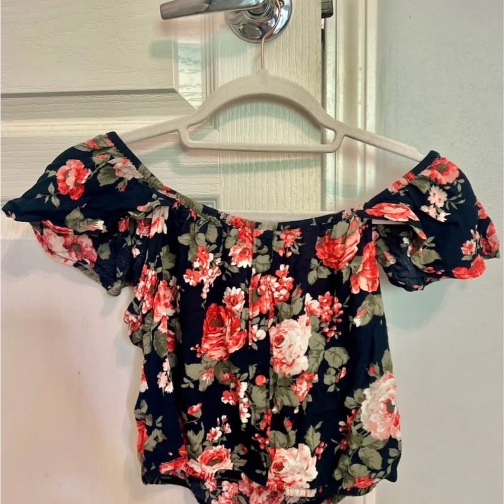 Floral Abercrombie Elastic Hem Crop Top Size Small